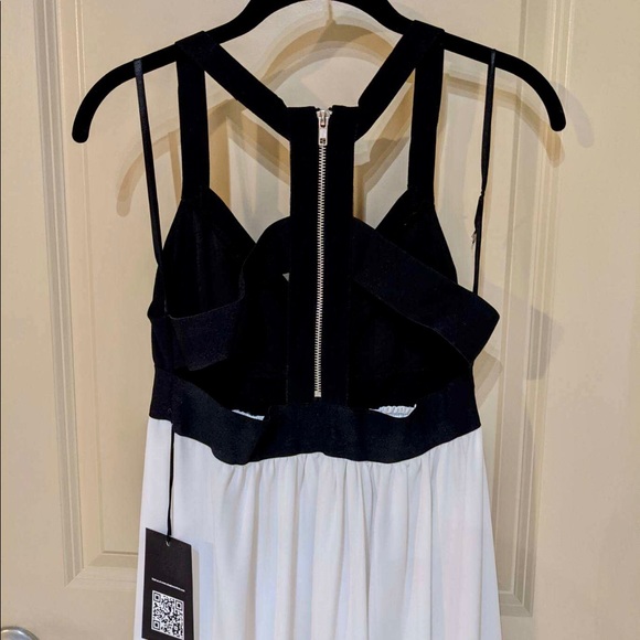Black & White Love Stitch Formal Dress - Picture 4 of 5